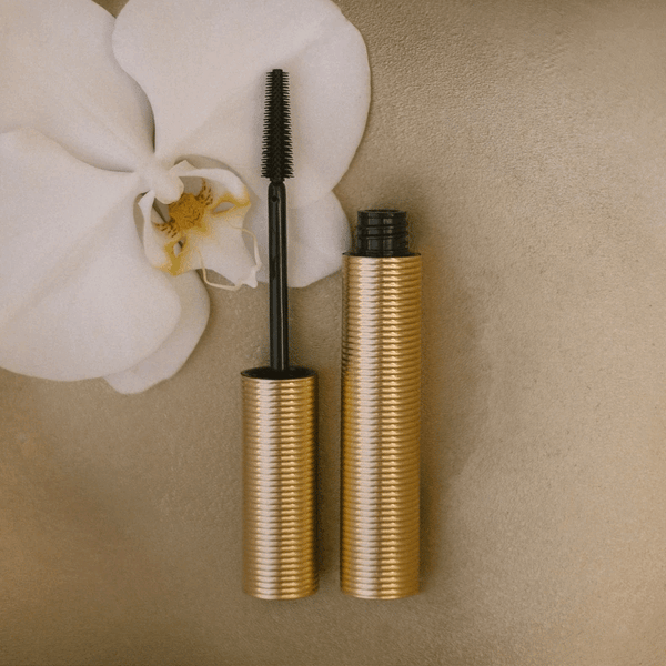 Eco Tan Mitzi Mascara GIF